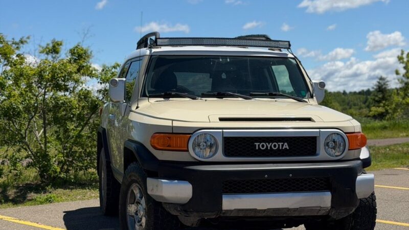 TOYOTA FG CRUISER
